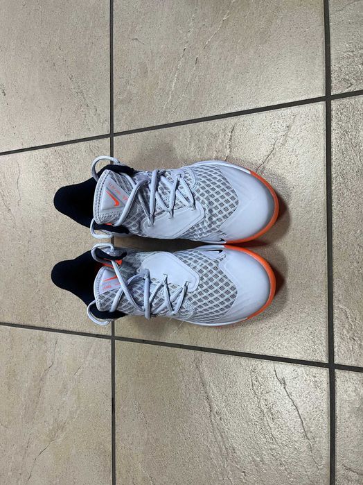 Кросівки ігрові,волейбольні Nike Zoom Hyperspeed Court SE 40 р оригінал