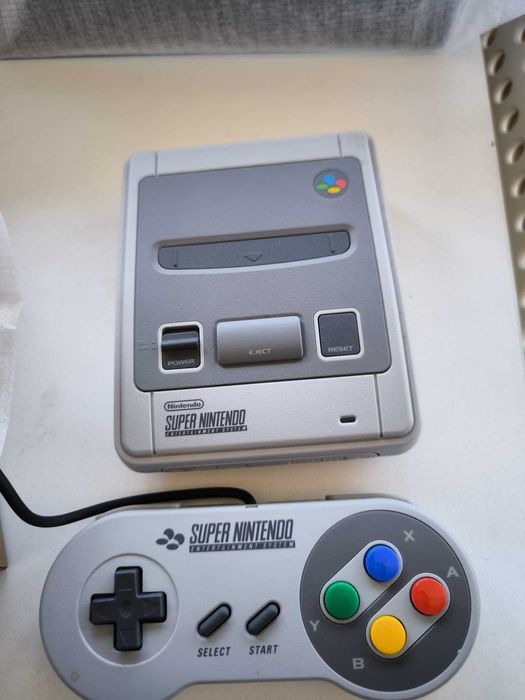 Super Nintendo + 2x Controladores + 20 Jugos