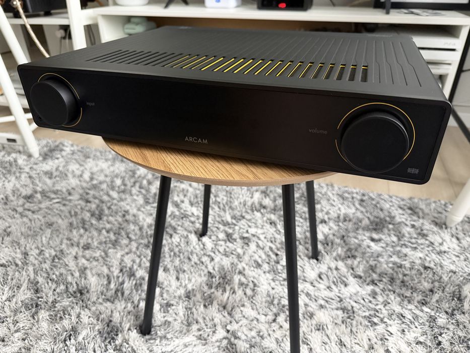 Продам інтегральний підсилювач Arcam A5+ (AB клас)