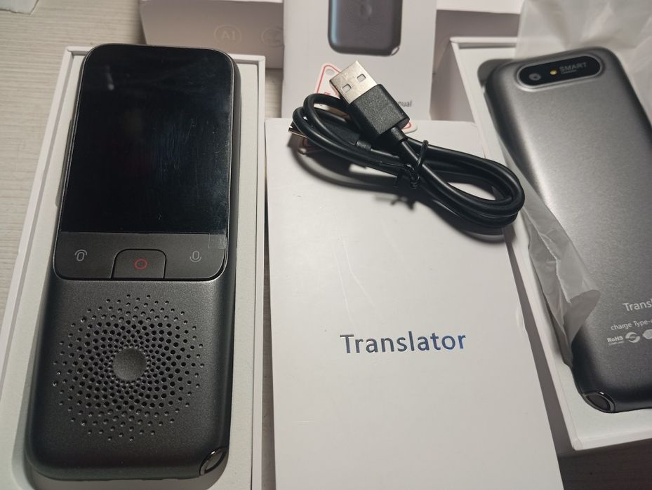 Голосовой переводчик  языков новый Т11.