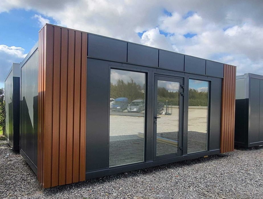 Pawilon kontener handlowy mieszkalny gastronomiczny z płyty PIR