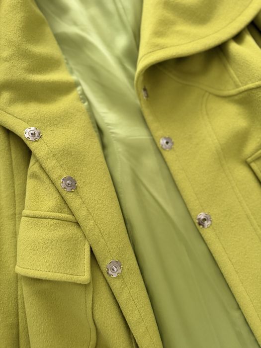 Жіноче пальто Versace, оригінал