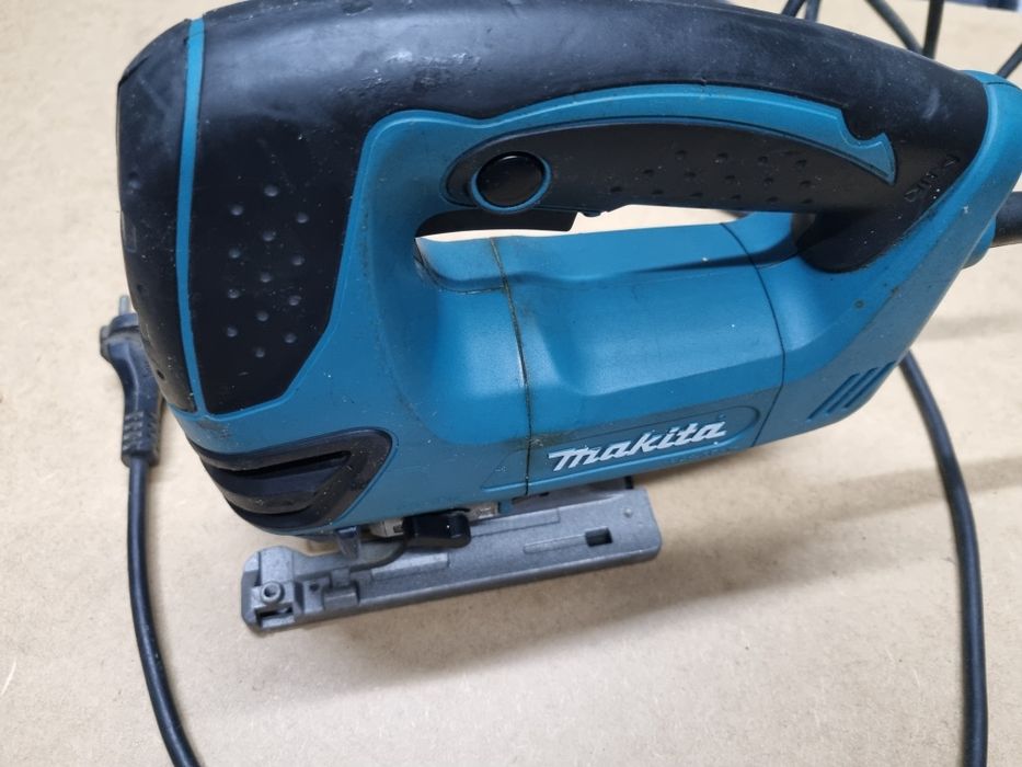 Wyrzynarka makita 4350 ct  regulacja obrotów
