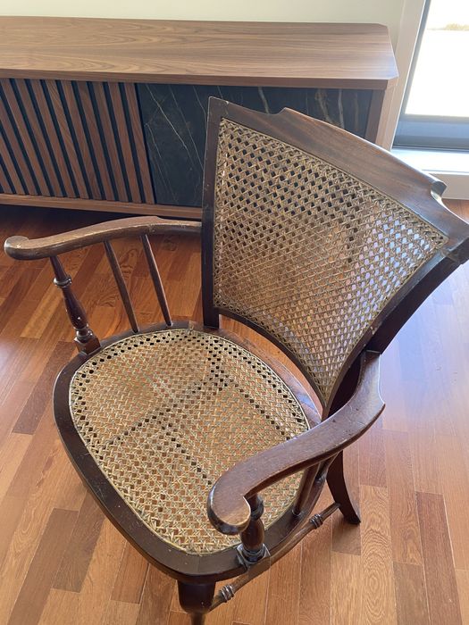 Cadeirão de palhinha