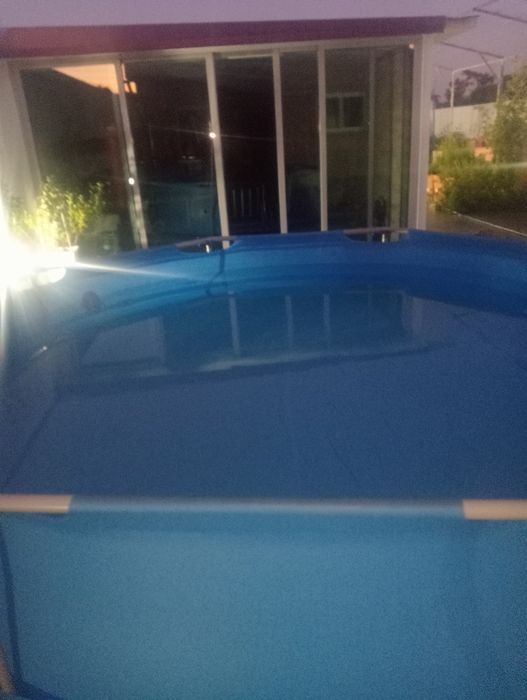 Piscina em bom estado quase nunca usada está novinha