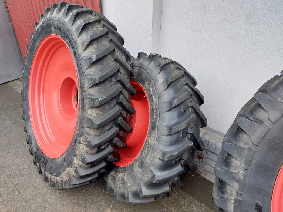 Komplet kół 380/85/30 Michelin