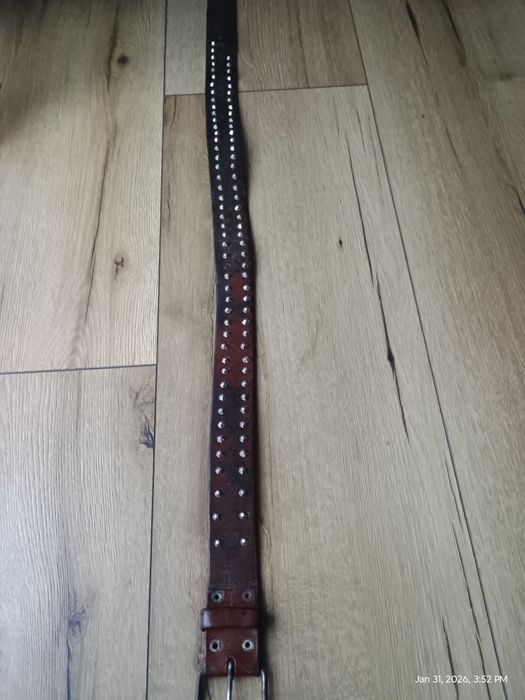 Heavy metal. Oldschoolowy pas nabijany ćwiekami – lata 90. / vintage