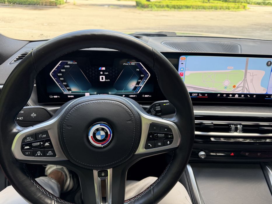 руль з подушкоюна BMW i4 g26 жир идеал