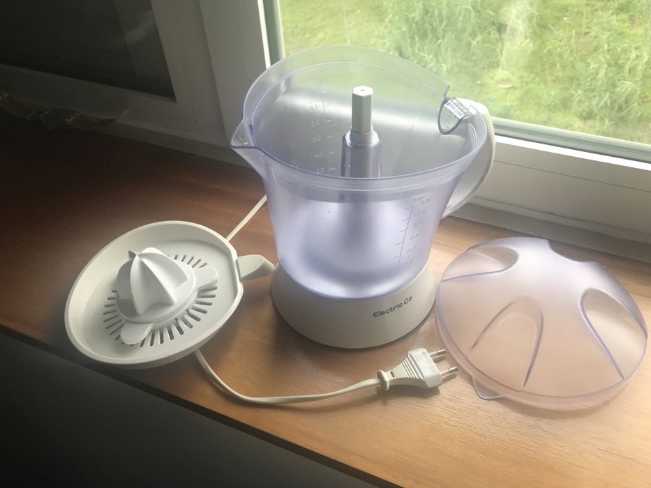 Espremedor citrinos electico