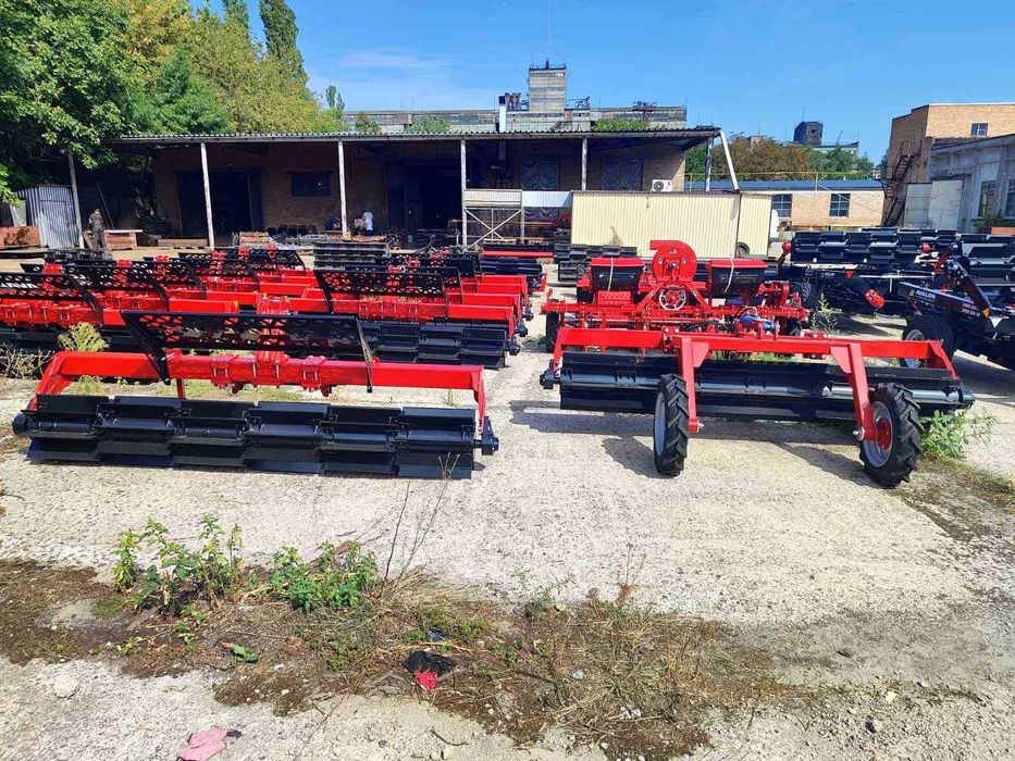 Рубящий каток измельчитель водоналивной кукурузы подсолнуха 6м и 3м