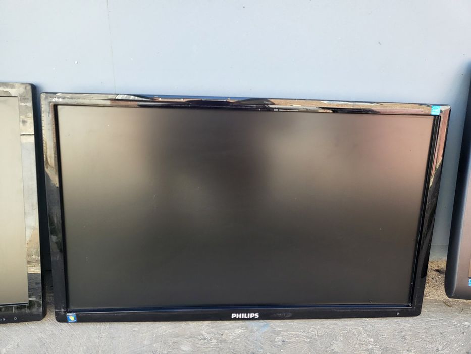 Монітор. Монітори     LCD