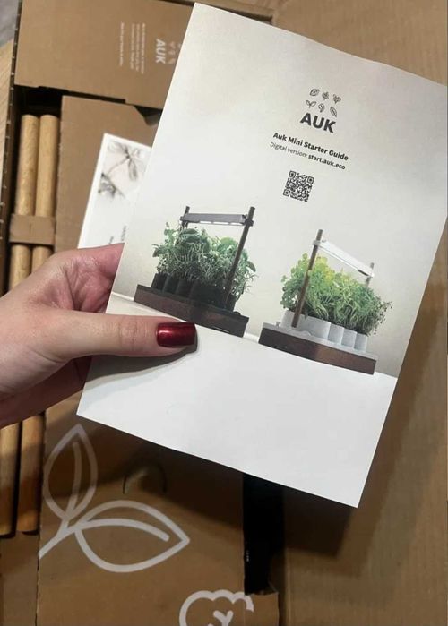 Doniczki i akcesoria w pełni ułatwiające hodowlę