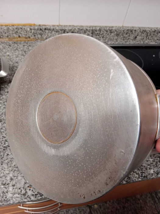 Tachos de metal - marca Meu Lar