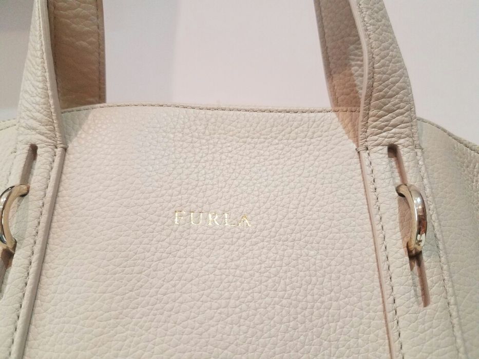 Mala  nova !!!FURLA cor bej