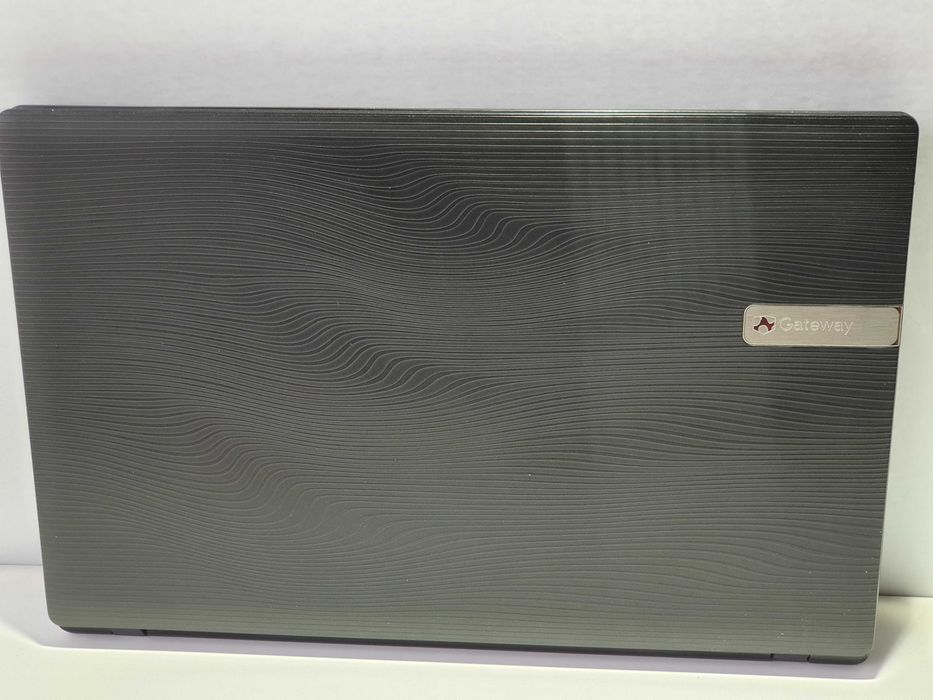 Ноутбук Gateway NV55C Packard Bell PEW91 Core i3 6GB 750GB 100хв+портфель