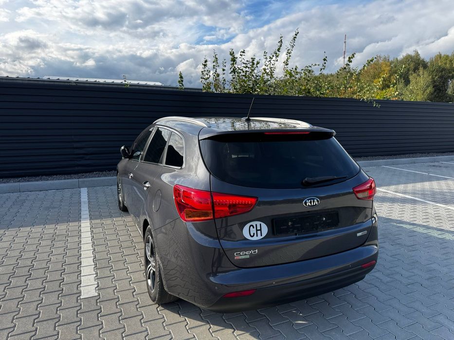 KIA CEED  2015р.