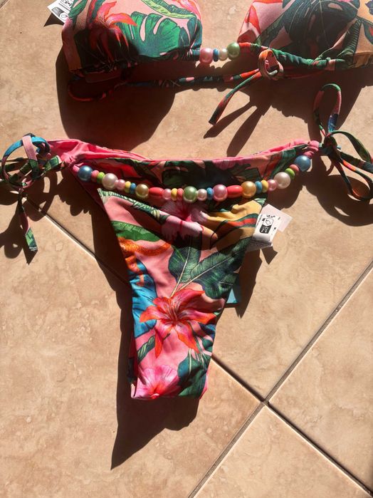 Conjunto de biquini novo 36