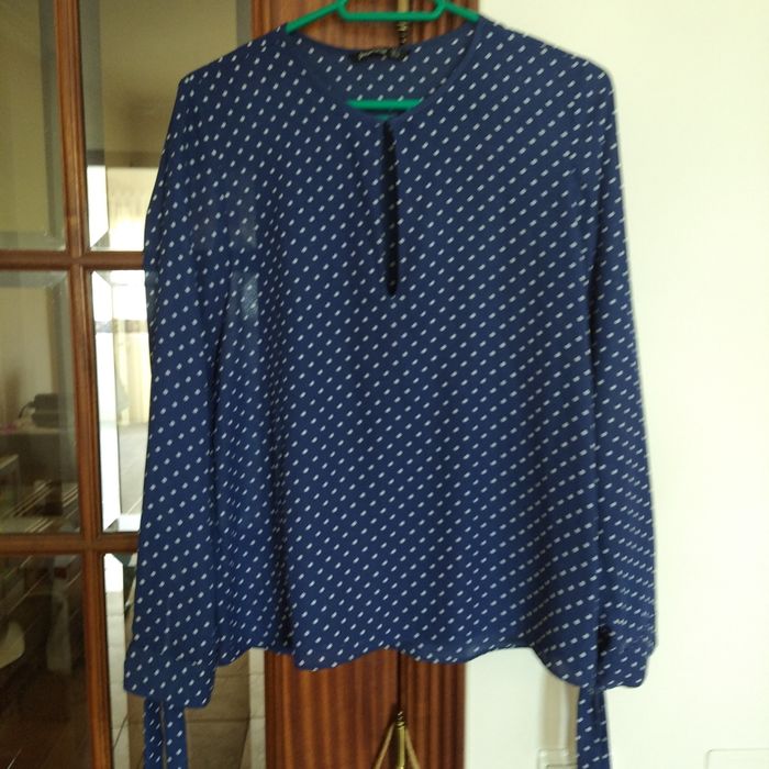 Blusa da Stradivarius tamanho M
