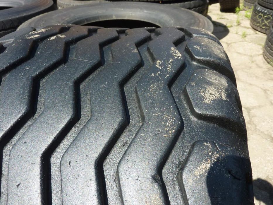 Opona używana rolnicza 15.0/55-17 ; 15.5/55R17 BKT AW705; 300zł W3497