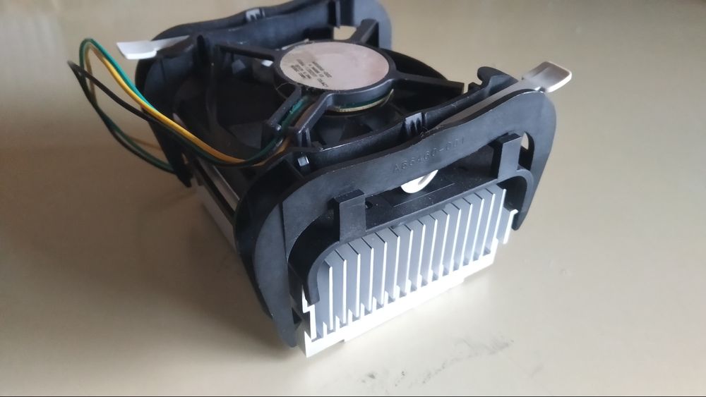 Intel Cooler for Slot 47864585122988545123