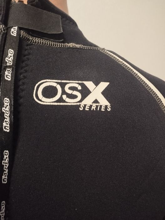 Продам гідрокостюм