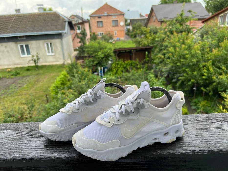 Кросівки Nike React Art3mis (40)