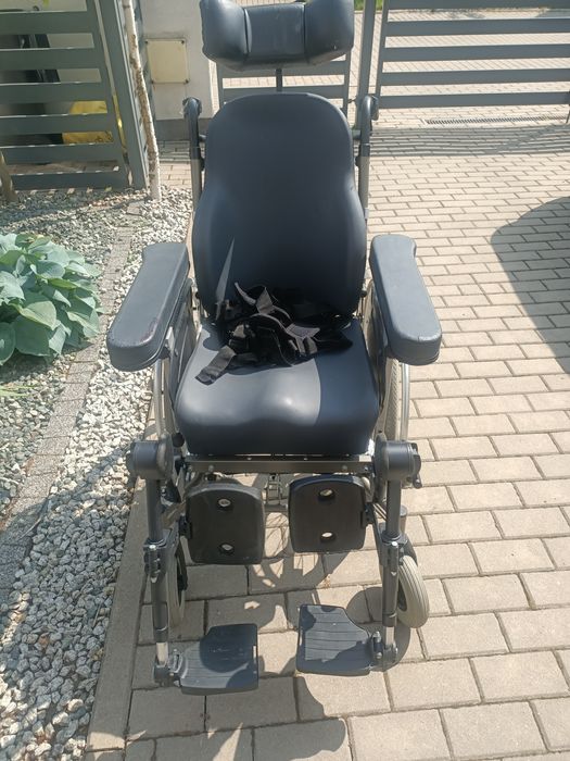 Sprzedam używany wózek inwalidzki