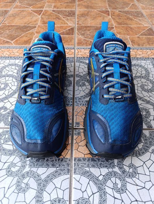 Altra 41p. Чоловічі трекінгові бігові кросівки.