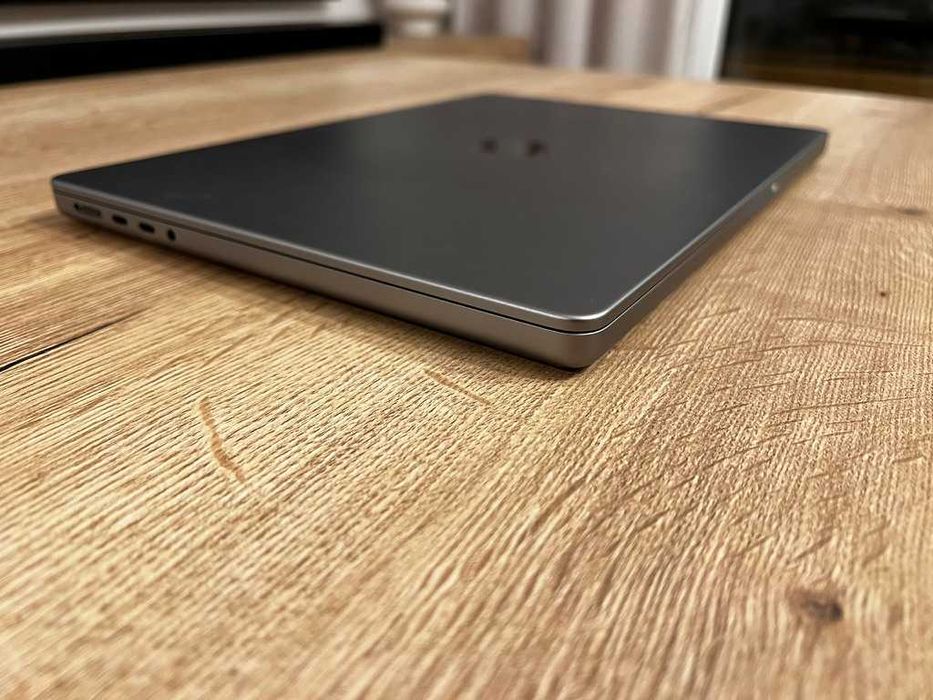 MacBook Pro 14 (2023) M3 16 GB RAM 512 GB SSD