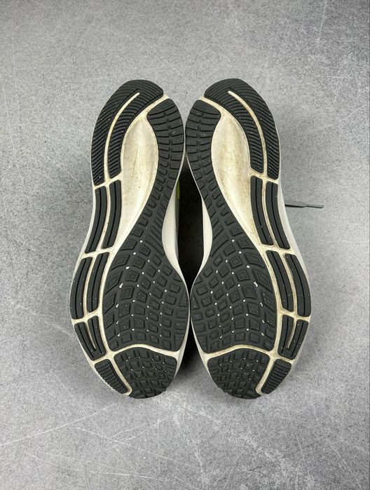 Nike Air Zoom Pegasus 37 (43) кросівки для бігу бігові легкі оригінал