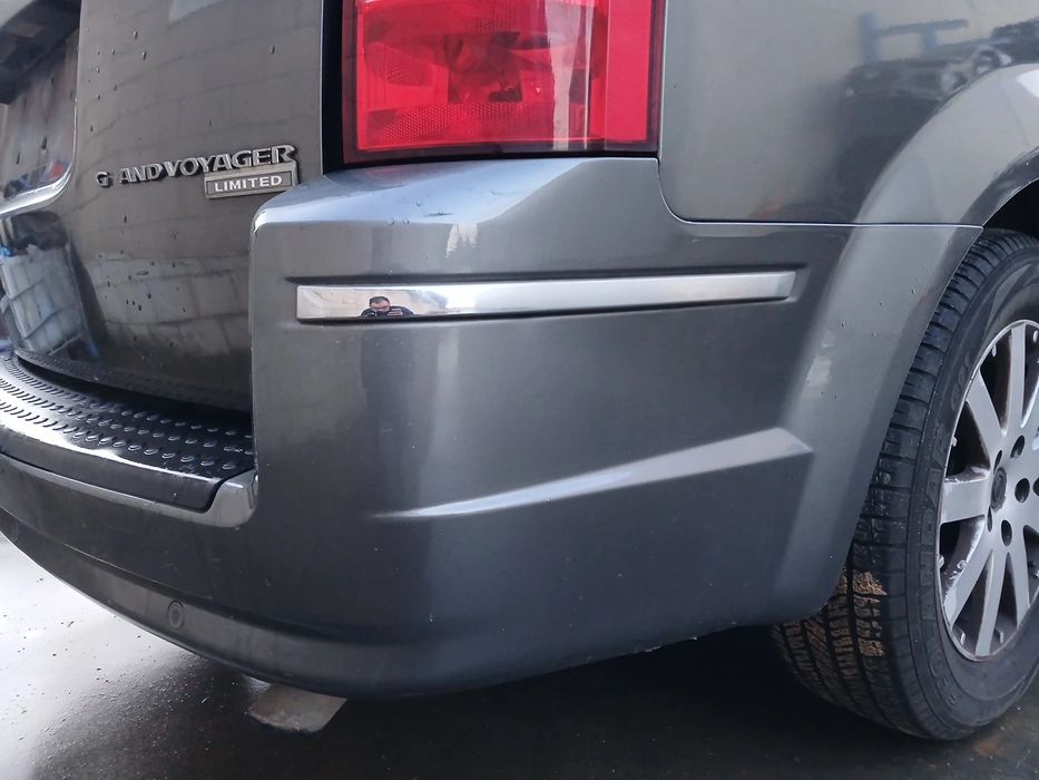 Pára-choques trás CHRYSLER Grand Voyager V (RT)
