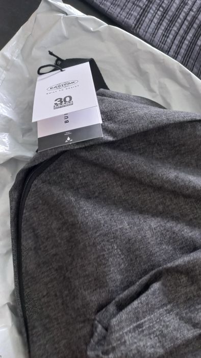 Mochila eastpack 33.5x23x15cm