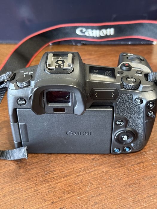 Vendo Canon R Excelente estado