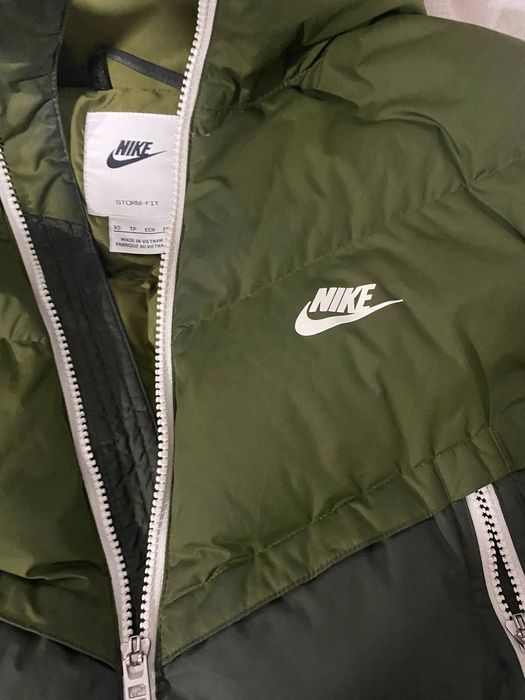 Курточка Nike оріг