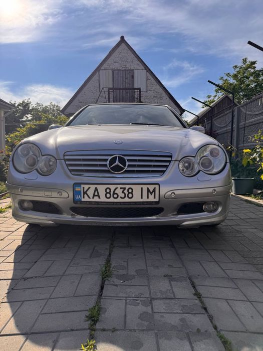 Mercedes-Benz C-Class Coupe 2.0 Compressor AT