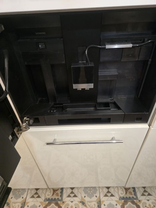 Ekspres do zabudowy Siemens Bosch ct636lew1 Nowy Model stan bdb