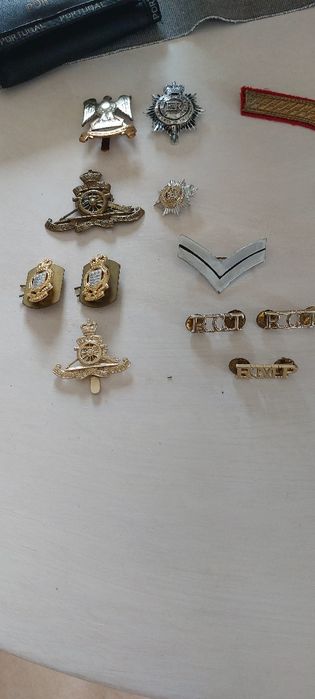 Distintivos militaries para colecionadores