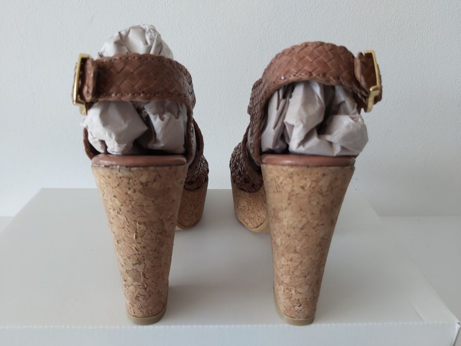 Sandały korek słupek brązowe ażurowe 37 letnie