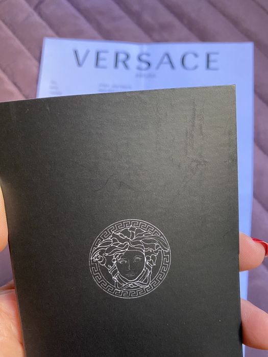 Mala Versace nunca usada. Estou a vender porque preciso de dinheiro!