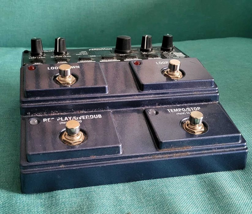 Pedais guitarra/baixo