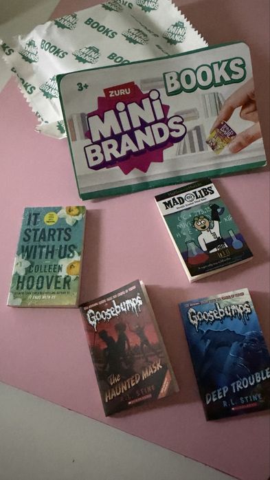 ZURU Mini Brands Books – Série 1