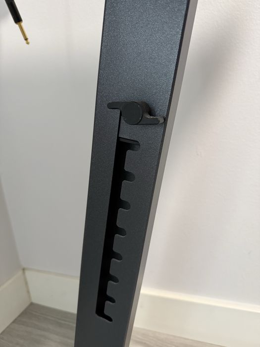 Mesa DJ / Produçãometal regulável