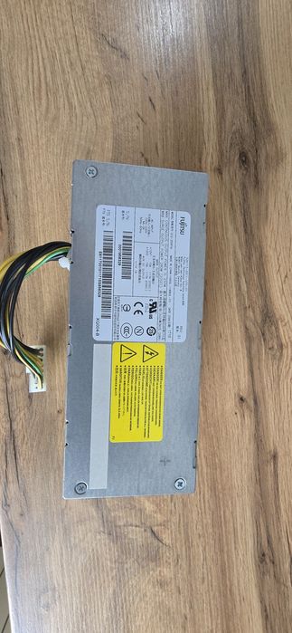 Zasilacz komputerowych Fujitsu D12-250P1A 280W