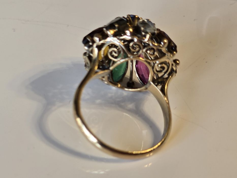 Złoty pierścionek antyk, szafiry, kopuła, złoto na prezent