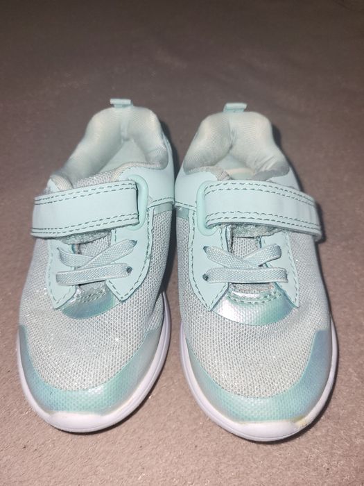 М'ятні кросівки  від George