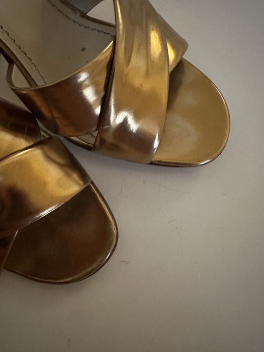 Босоніжки YSL золоті, реальний розмір 37