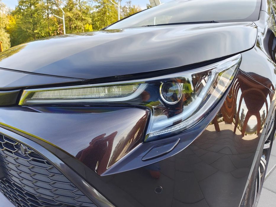 Toyota Corolla 1.8 Hybrid