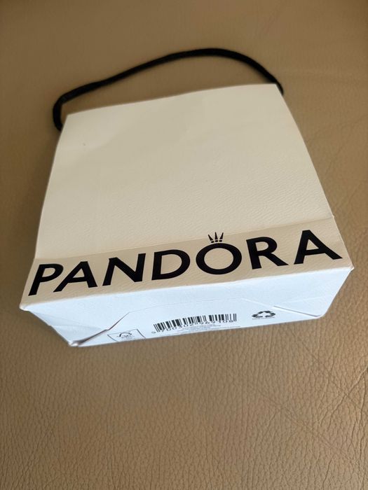 Torebka na biżuterię Pandora