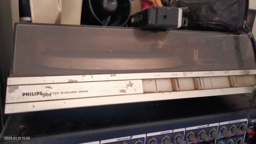 Equipamento de audio antigo