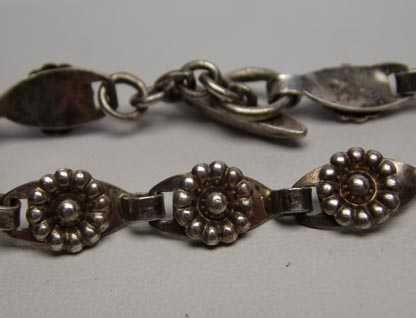 Przedwojenna srebrna bransoletka przekładane zapięcie 15,5 cm.